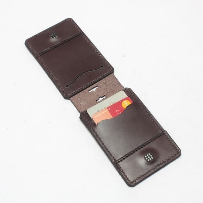 

BARANG TERLARIS ID card holder lipat kulit asli coklat name tag magnet tali PHID654