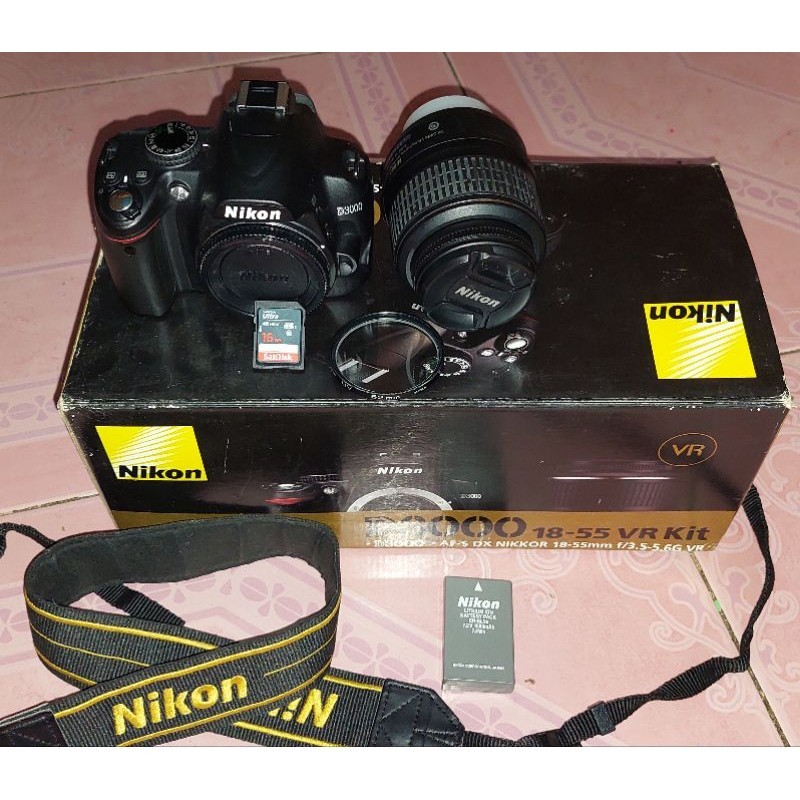 nikon d3000 second