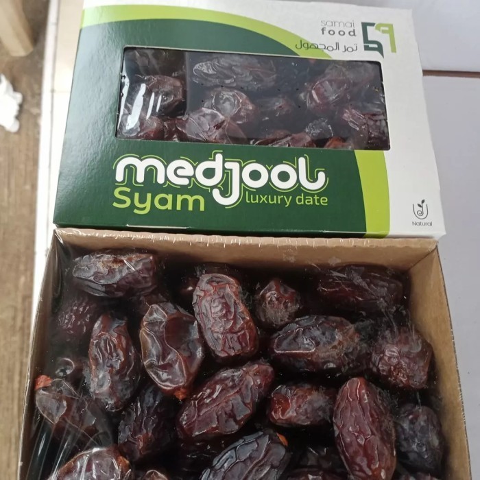 

Kurma Medjool Syam Luxury Jumbo 1kg perkarton isi 8 pack
