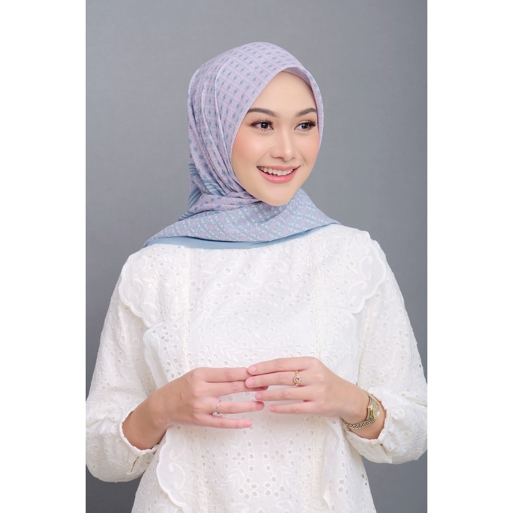 Nada Puspita - Monogram - Aurora