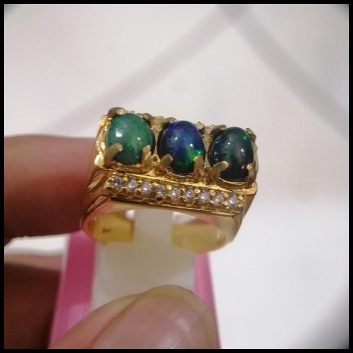 

HOT DEAL NATURAL BLACK OPAL STEMPEL TIGA PIECES