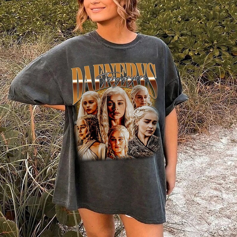Kaus Vintage Da.enerys Targaryen Terbatas Kaus Penggemar Retro 90-an Hadiah untuk Kemeja Wanita