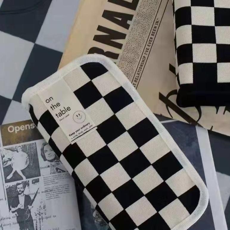 

TAS PENA TALI KATUN BERKAPASITAS BESAR DUA RESLETING BERPENAMPILAN TINGGI PENCIL CASES LARGE CAPACITY PENCIL BAG TERBARU