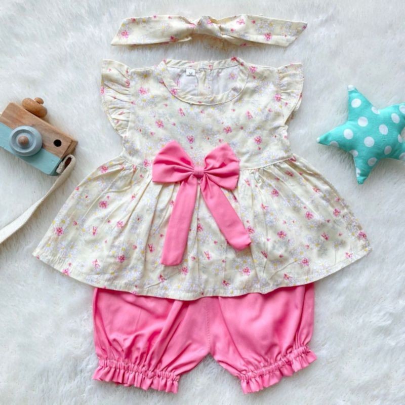 RASSYA ONE SET SETELAN BAYI ANAK PEREMPUAN MOTIF USIA 3 6 12 BULAN 1 2 TAHUN COCOK UNTUK JALAN JALAN