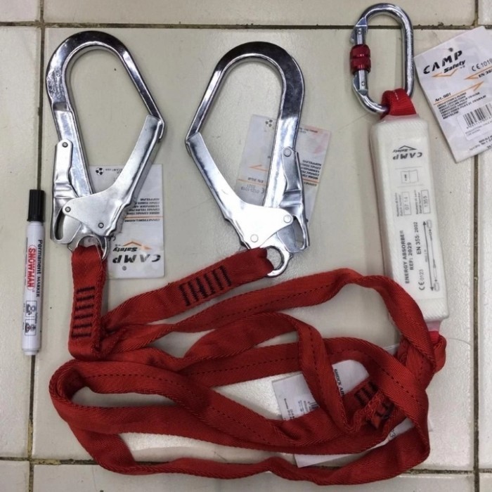 

Camp Lanyard Double Hook 190Cm