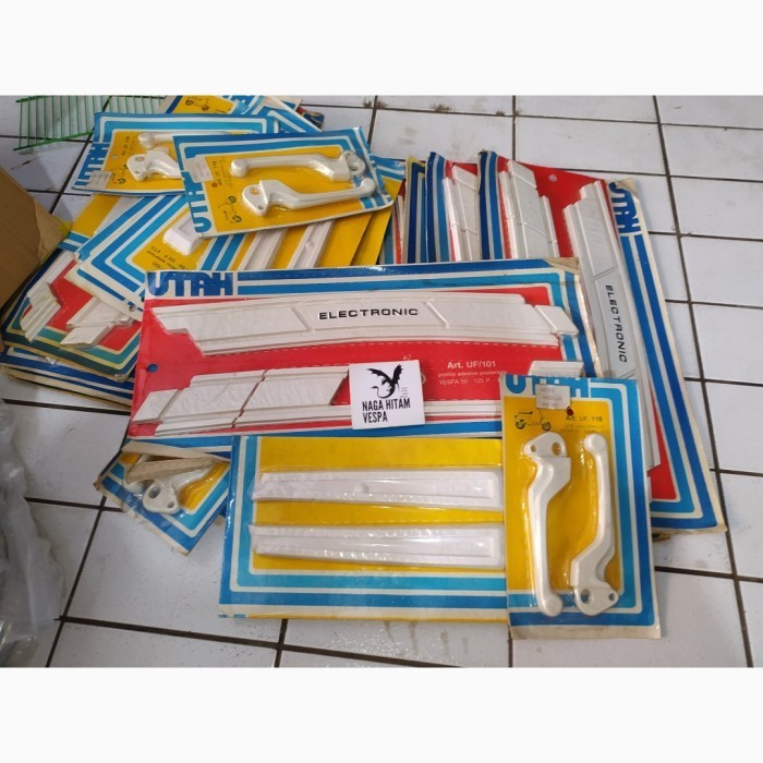 Ready Body Trim Set + Handel Vespa Smallframe Pts Special Original Utah Nos