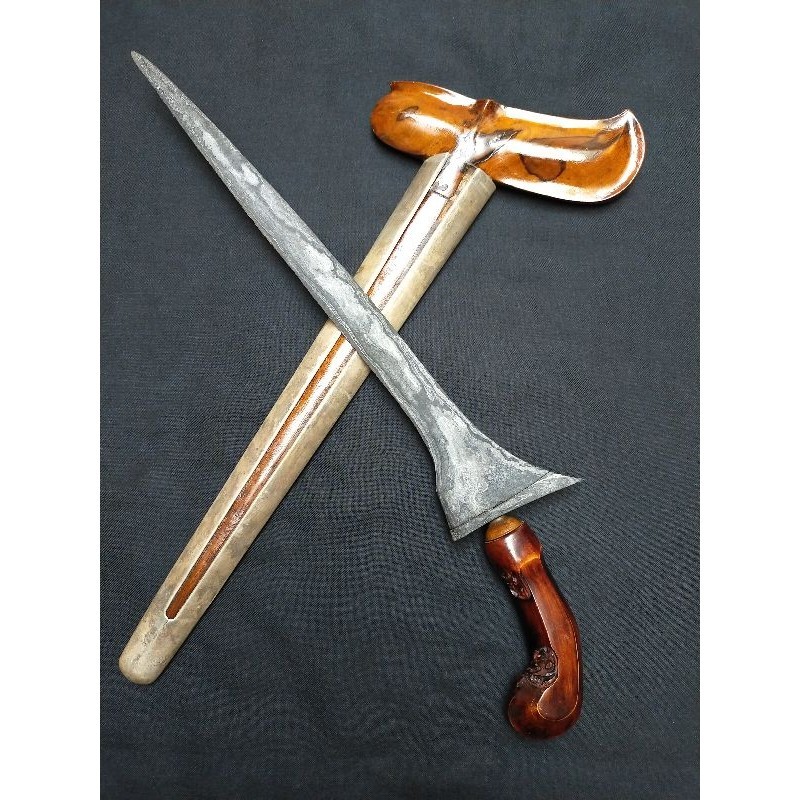 Keris Brojol Pamor Wengkon Isen Tangguh Mataram Sepuh