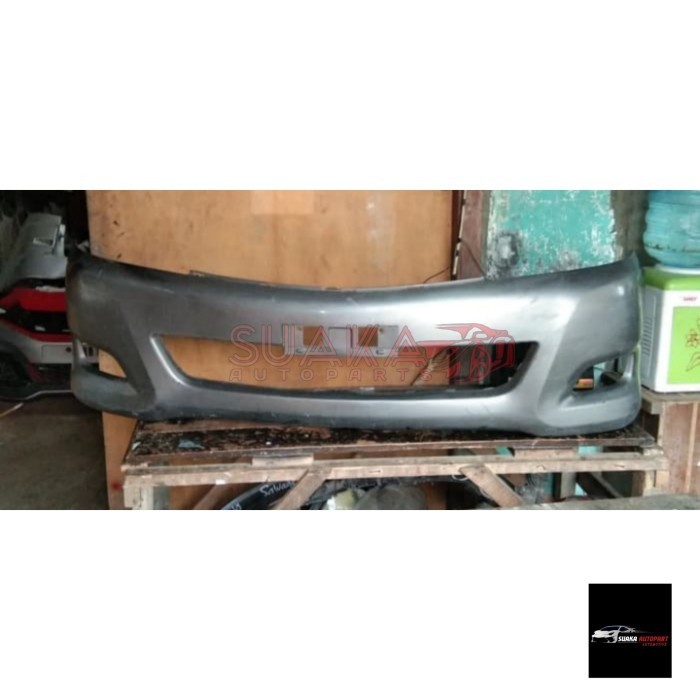 Bumper Bemper Depan Innova 2010 Original