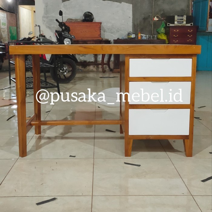 Meja Kerja Laci Minimalis Kayu Jati, Meja Komputer Laci Minimalis