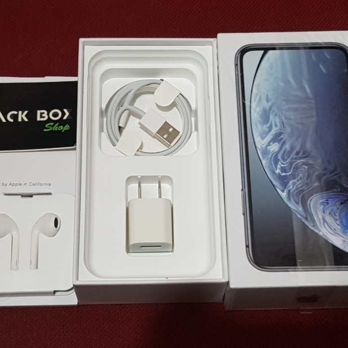 Dus Box iPhone XR Fullset charger USA US set original