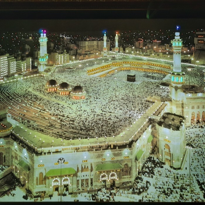 Kaligrafi Kabah Lampu