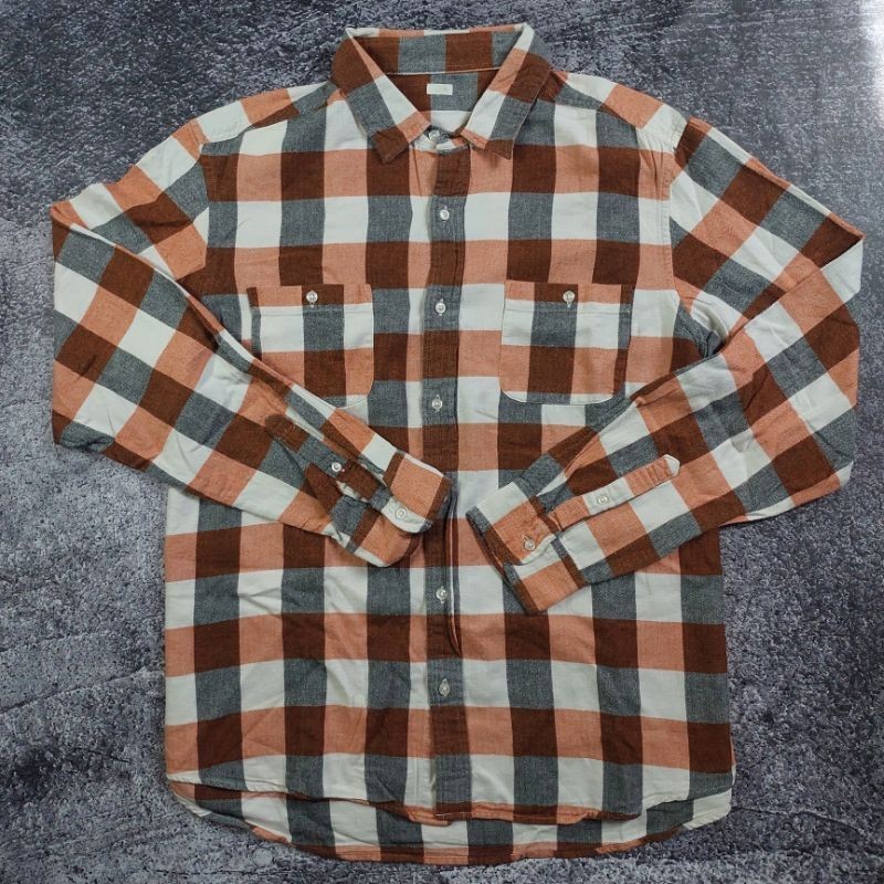 kemeja global uniqlo preloved cokelat