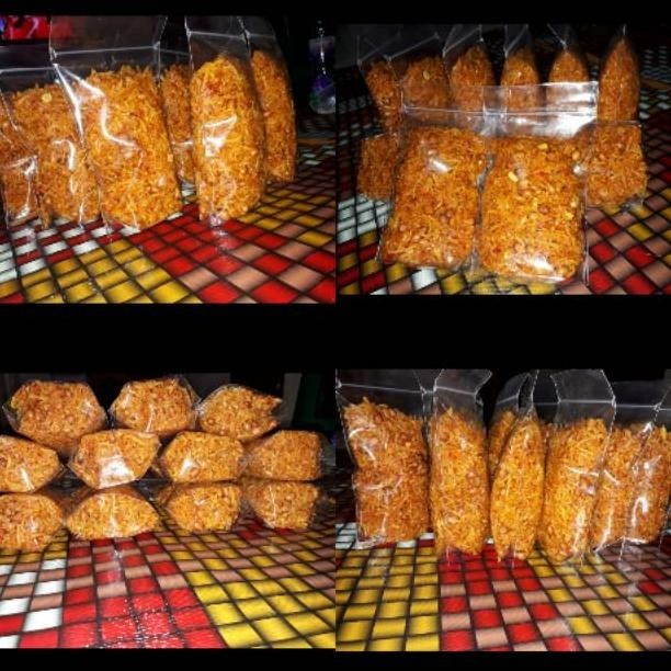 

BEST SELLER !!! Kering kentang mustofa berat 250 grm