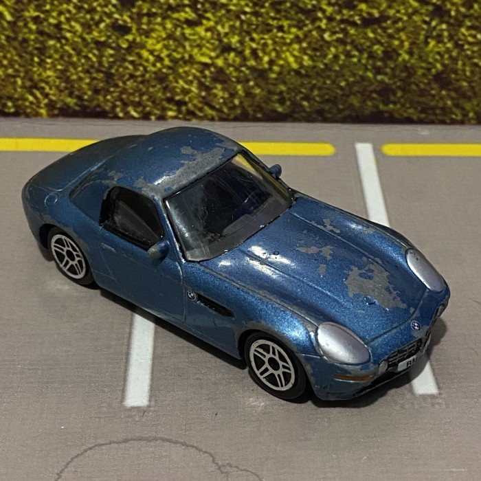 [DNY] Realtoy bmw z8 coupe