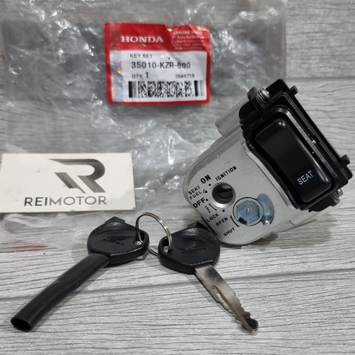 KUNCI KONTAK VARIO TECHNO CBS 125 2012-2014 OLD ORI (KEMASAN POLOS)