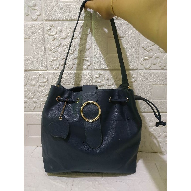 Tas Serut Shoulder SONOVI Navy Preloved