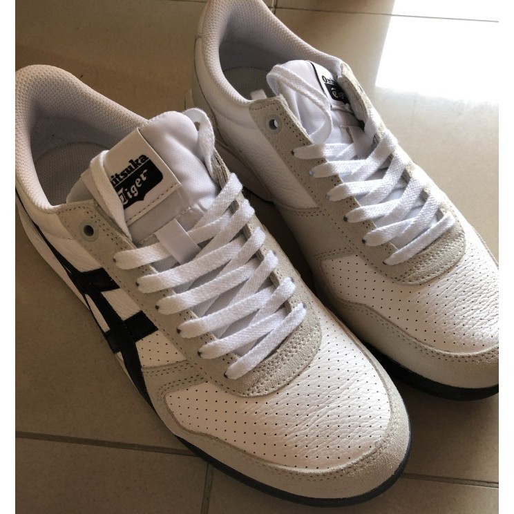 PRELOVED - ONITSUKA TIGER ULTIMATE 81 EX