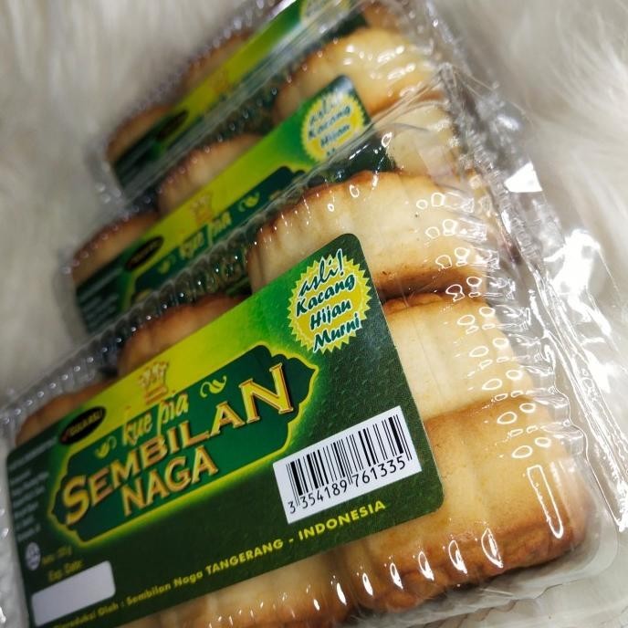 

kue pia rasa kacang hijau asli. 1 pak isi 6 bks LS01