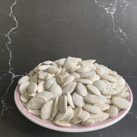 

BN Kuaci putih 1kg / kwaci putih biji labu / pumkin seeds TERLARIS