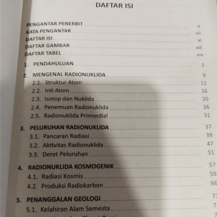 

Buku Penanggalan Radioaktif Mengungkap Sejarah Dan Peradaban Bumi