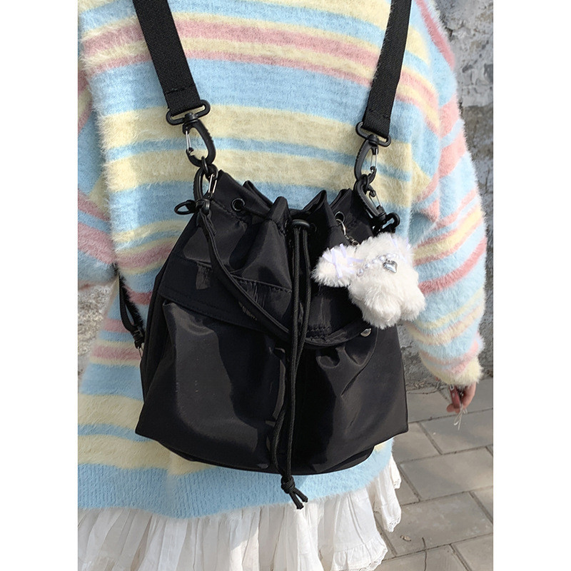 Tas Kecil Wanita Kasual Sederhana Gaya Korea 2024 Ransel Kain Nilon Baru Tas Sekolah Travel Modis