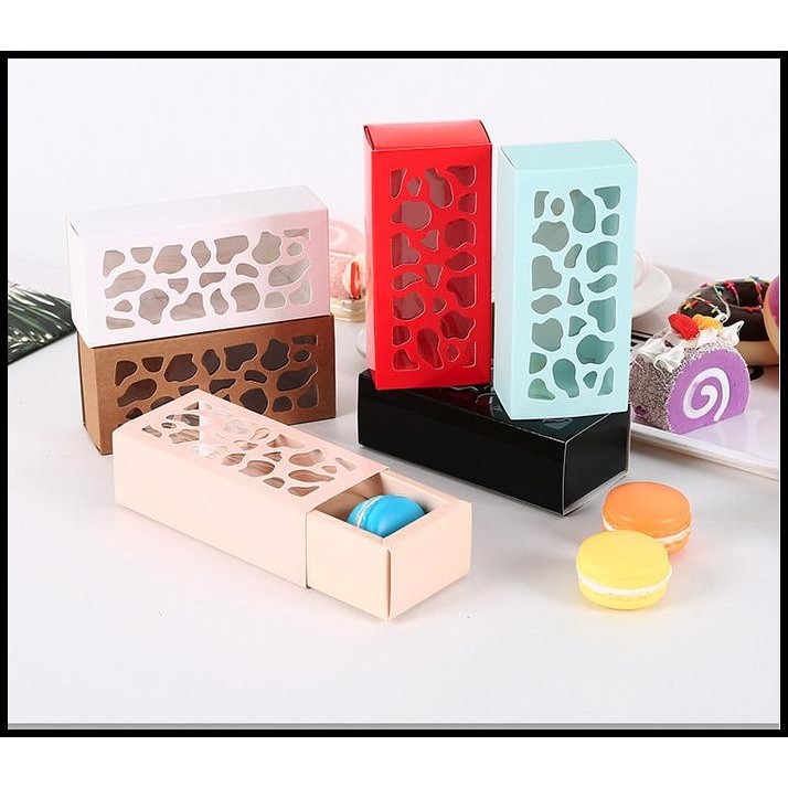 

GRATIS ONGKIR KOTAK COKLAT SLOT13 MIKA , BOX HADIK , KOTAK KADO , GIFT BOX KUE !!!!!!!