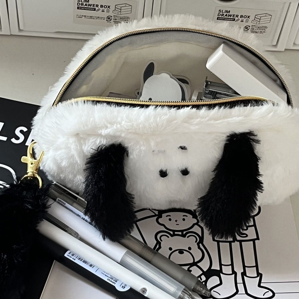 

New Cute Cartoon Snoopy Plush Large Capacity Pencil Case Multifunctional Stationery Case