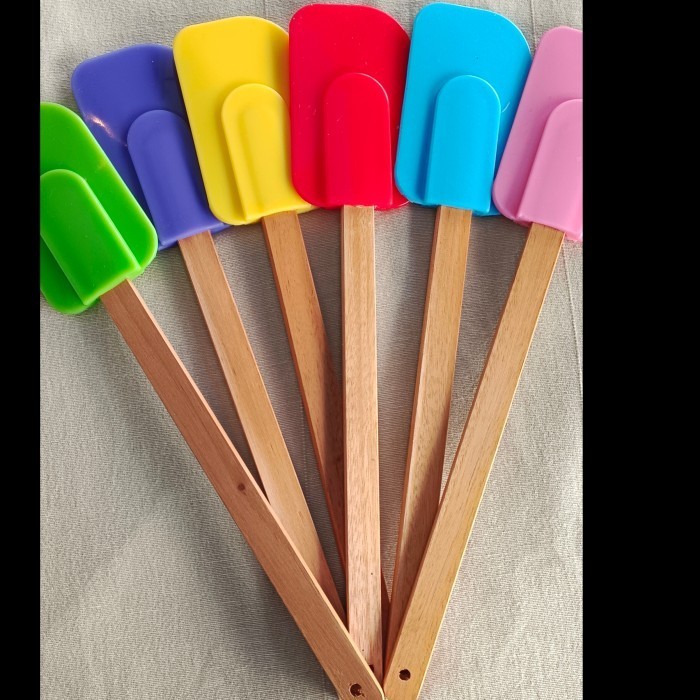 

Adlian Silicone Jumbo Scrapper Promo 35Cm