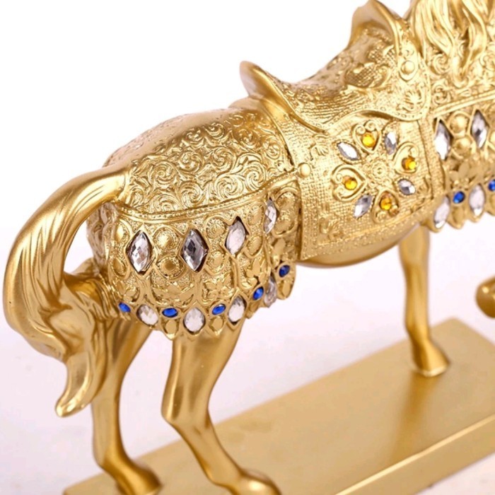 

Hiasan Meja Tamu Minimalis Kuda Berkualitas