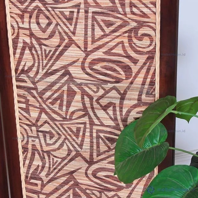 

Partisi Ruangan Kayu 3 Daun