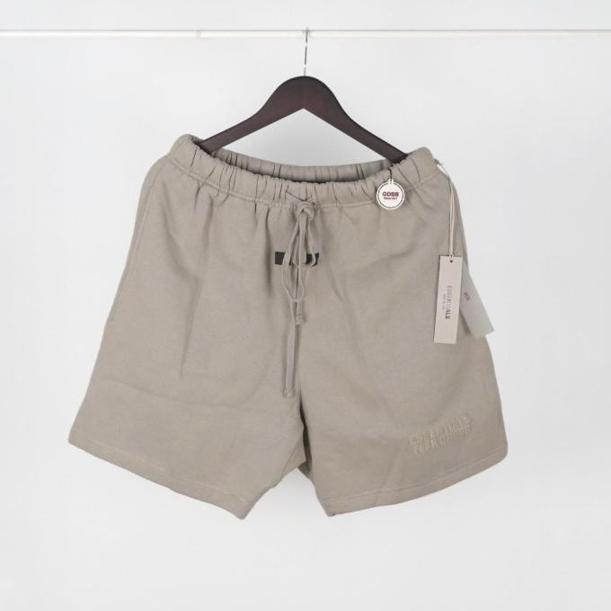 Celana Jeans Kulot Fear Of God Fog Essentials Light Grey Short Pants Sweat Shorts