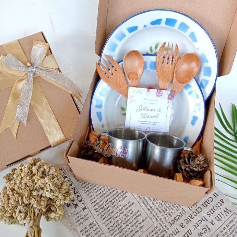 

L-AYUCRAFT HAMPERS ENAMEL / HAMPERS LEBARAN/ PARCEL LEBARAN (FREE KARTU UCAPAN) TERMURAH BANGET