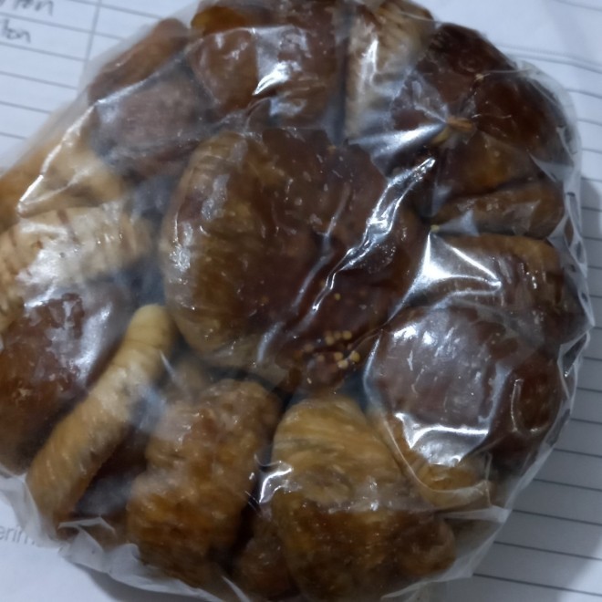 

Fresh Dried Figs / Buah Tin / Anjeer/ Figs / Buah Tin /1 Kg