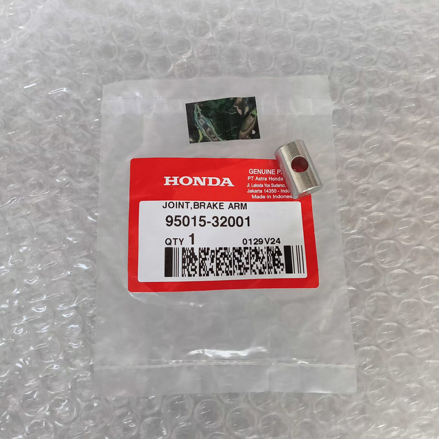 Joint Brake Arm Grand AHM 95015-32001