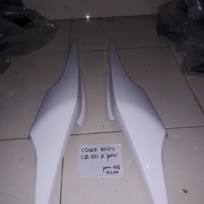 [+DUS] WIN - Cover Body CB150R Lama Putih/CB 150 R Old (Samping Besar)