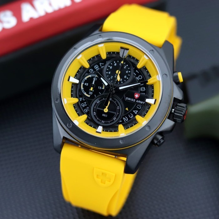 TERBATAS JAM TANGAN PRIA SWISS ARMY ANALOG CRONO TGGL AKTIF TALI RUBBER KARET .