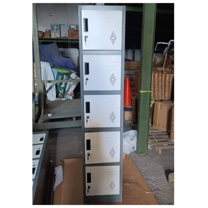 

Locker Besi 5 Pintu