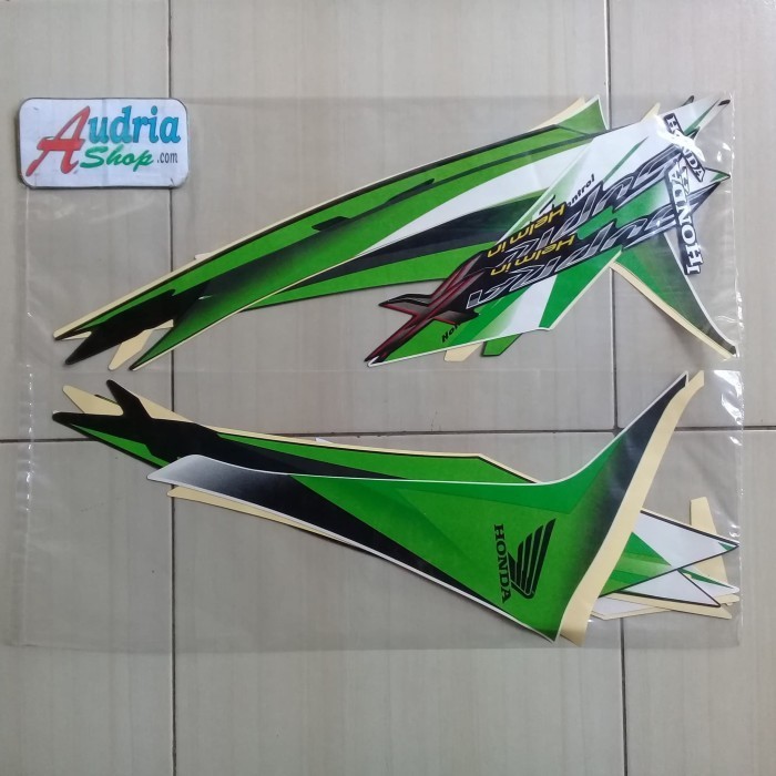 Striping Sticker Motor Honda Supra X 125 Helm In 2010 Hijau