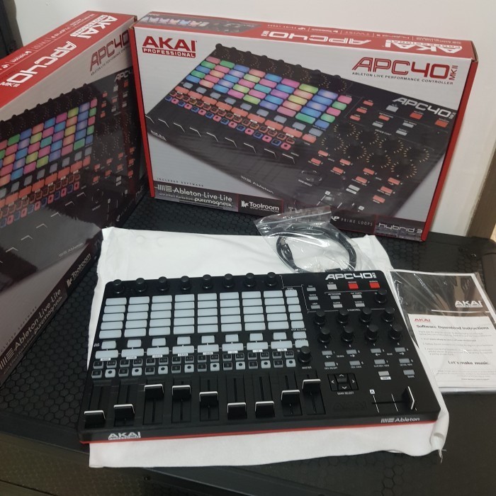 

Stage Lighting/ MIDI Controller/ Akai APC40 MK2