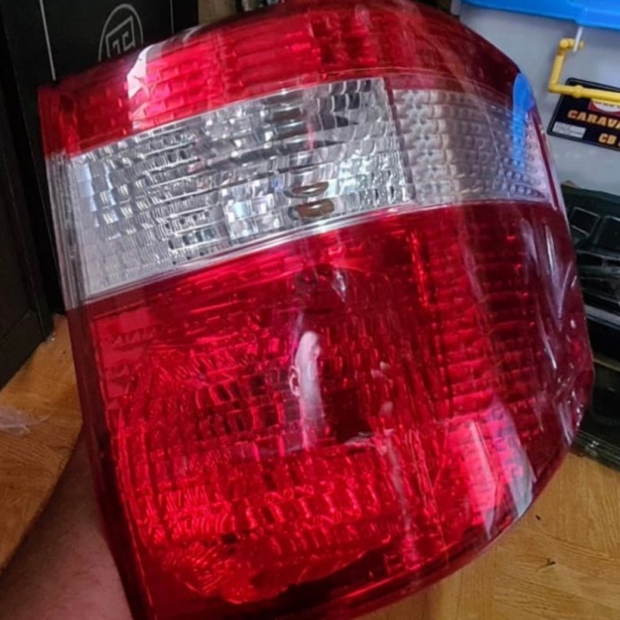Stoplamp Toyota Alphard 2004 Original