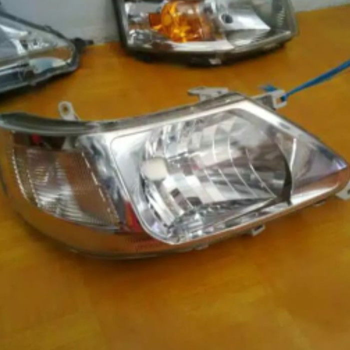 headlamp nissan serena c24 Original