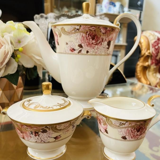 [New] Tea Pot Set Creamer Sugar Tea Cup Saucer Narumi Patricia Mewah Cantik