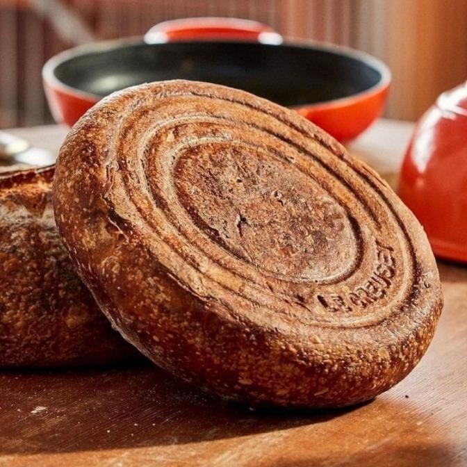 [Baru] Le Creuset Bread Oven 24Cm