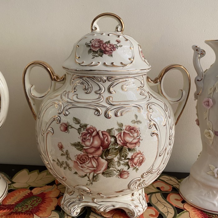 Gra Sisa Export Guci Keramik Eropa - Pajangan Meja Antik