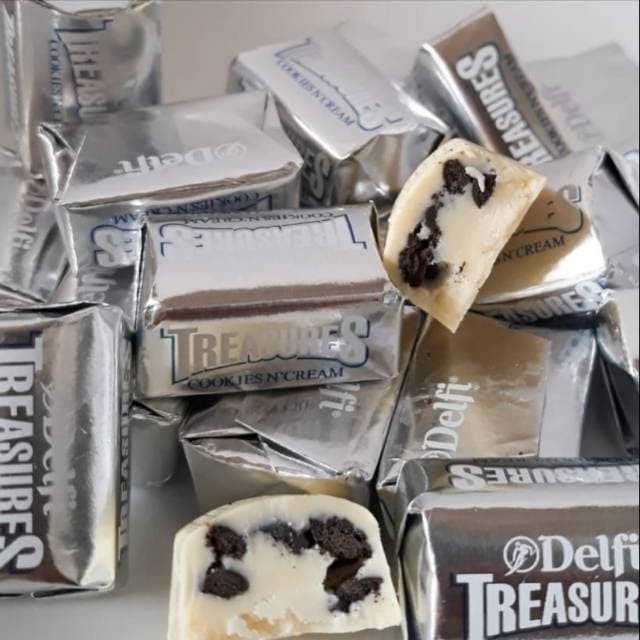 

Ready 500gr delfi treasure cookies - coklat kiloan pabrikan