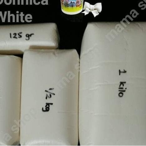 

Fondant Putih Merk Donnica Repa 500 Gram Gula Dekor Bahan Hiasan Kue