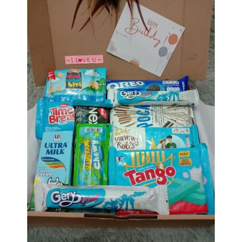 

Murah Hampers Snack Box Ulang Tahun/ Wisuda/ Unniversarry /Paket Biru Promo