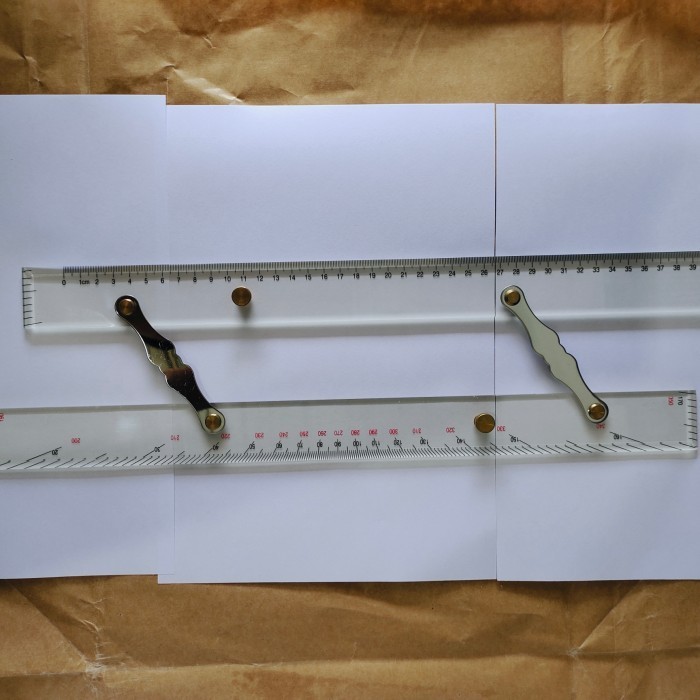 

Mistar Jajar / Parallel Ruler 450 MM / 45 CM