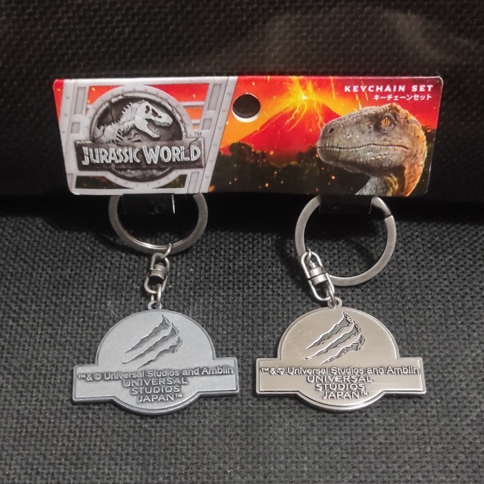 Cas Set 2 Gantungan Kunci Jurassic Park Universal Studio Japan Original