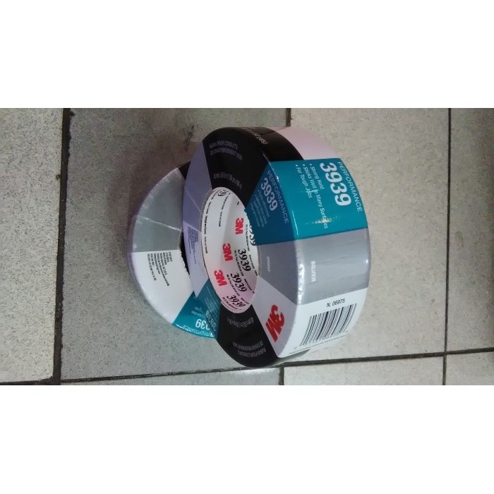 

3M. DUCT TAPE .3939 silper.